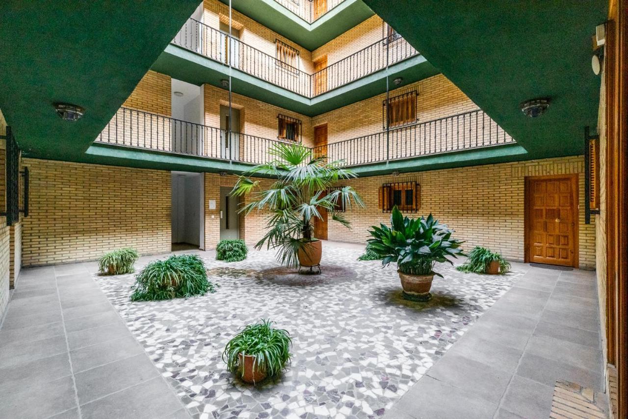 Precioso Apartamento Con Parking En Гранада Екстер'єр фото